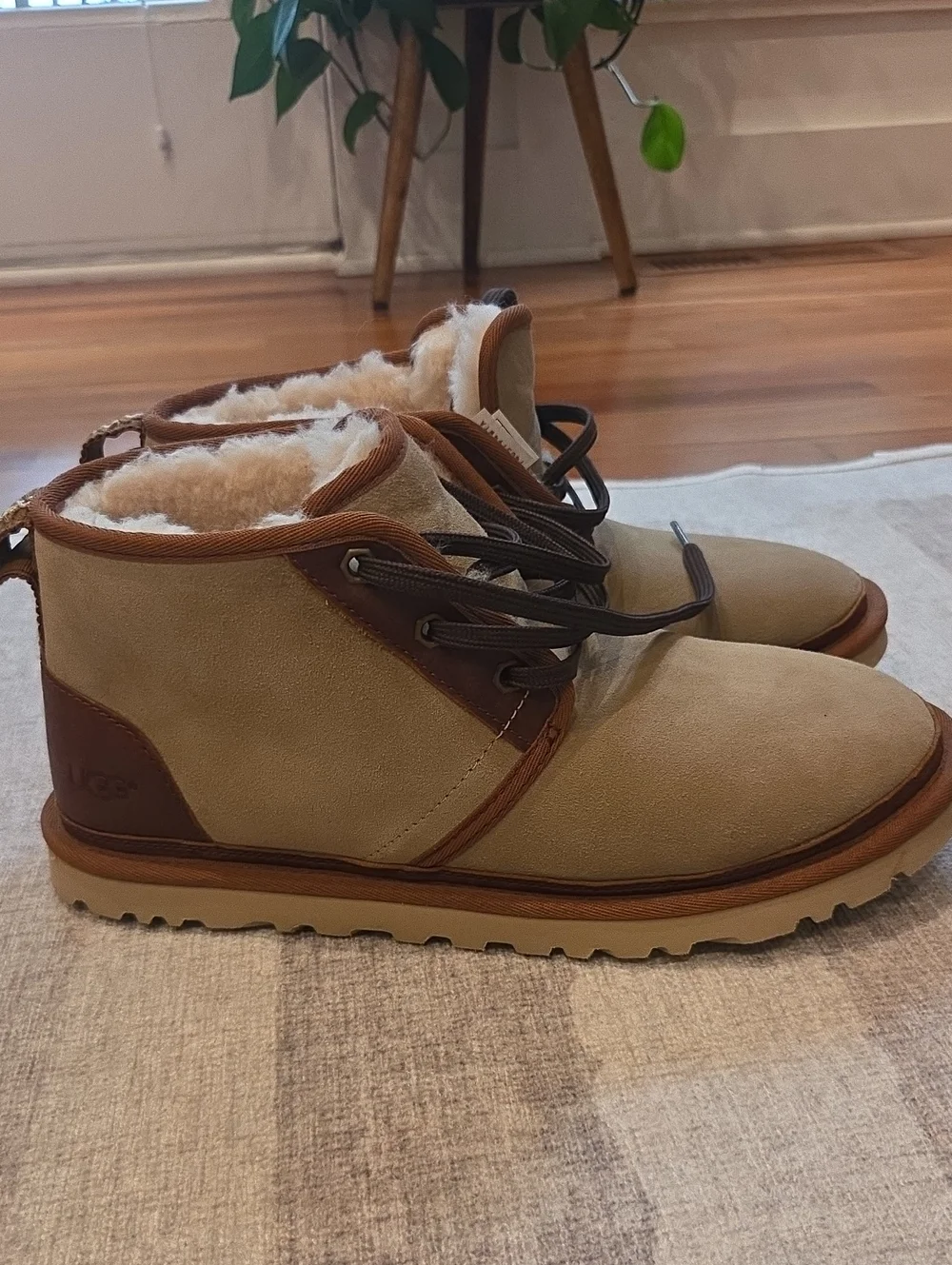 UGG Men's Tan and Brown Suede Fleece-Lined Chukka Boots,Worn only once.